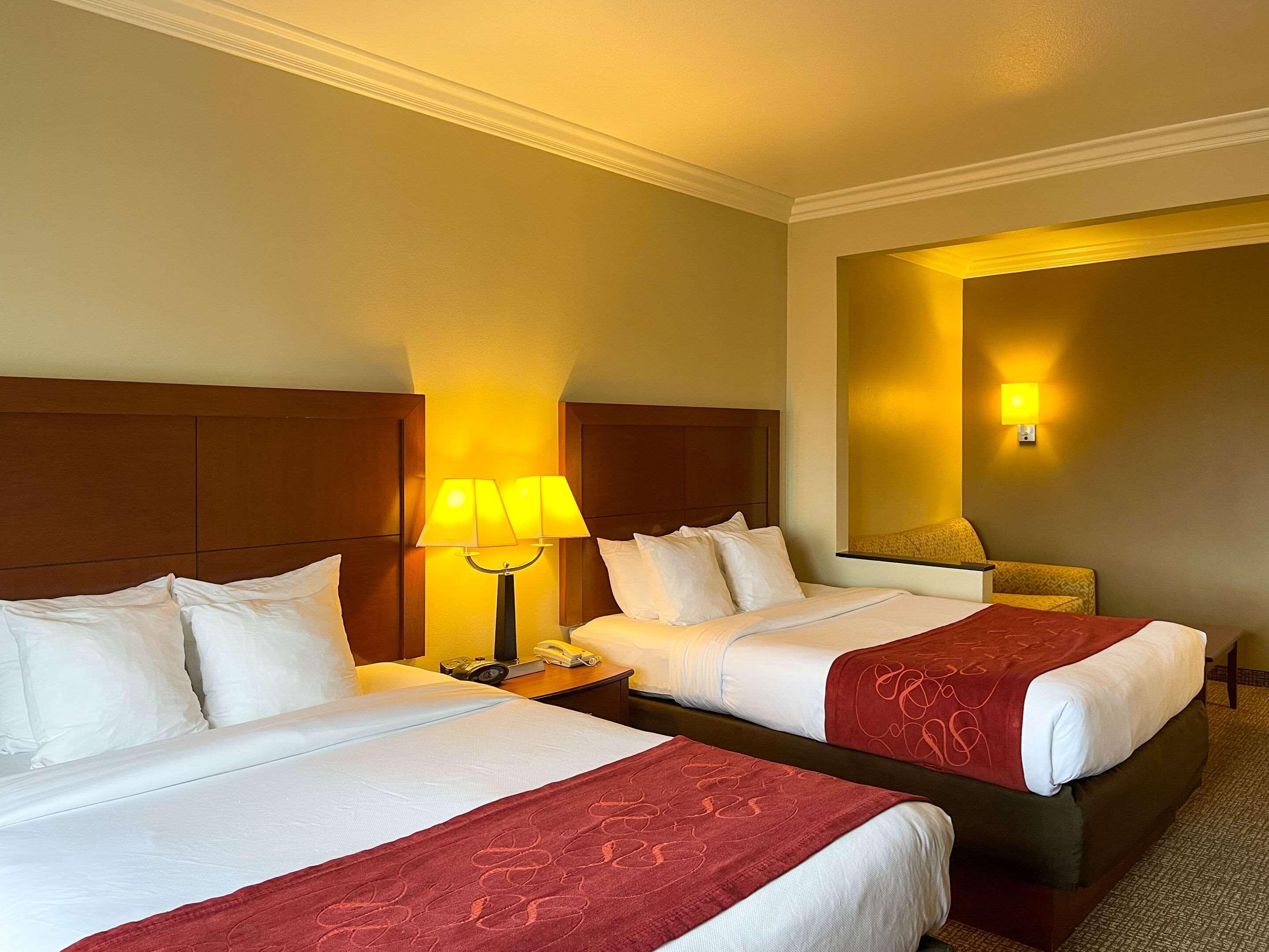 Comfort Suites Oceanside Camp Pendleton Area Bagian luar foto