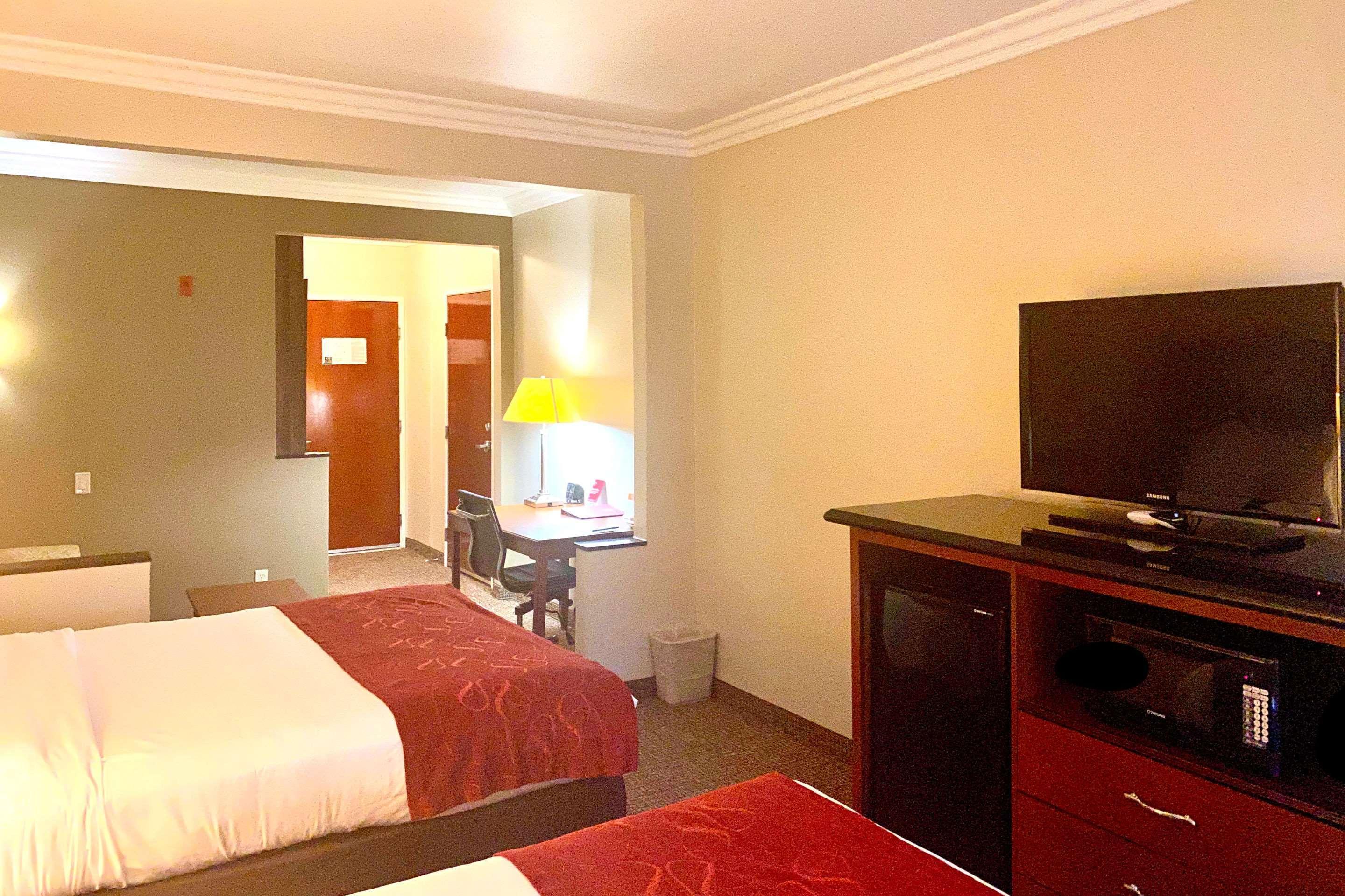 Comfort Suites Oceanside Camp Pendleton Area Bagian luar foto