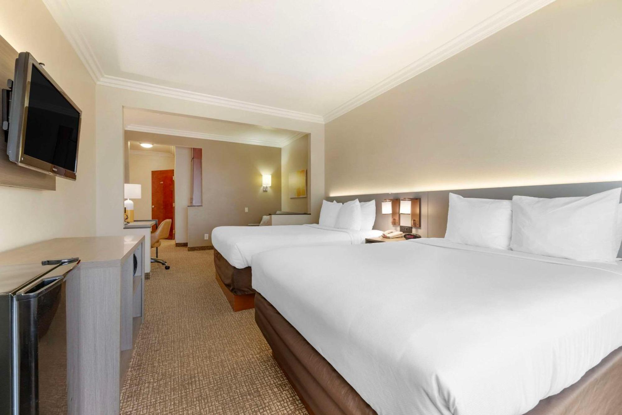 Comfort Suites Oceanside Camp Pendleton Area Bagian luar foto