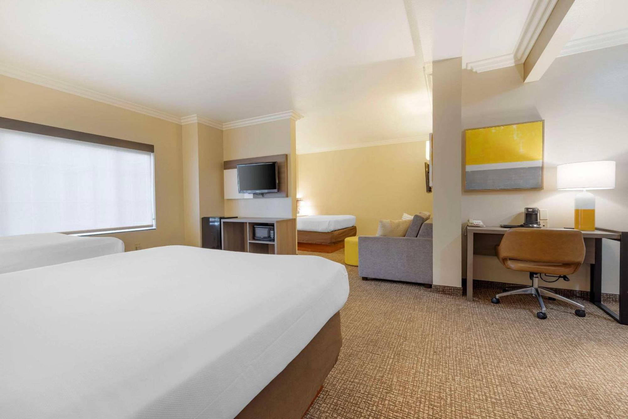 Comfort Suites Oceanside Camp Pendleton Area Bagian luar foto