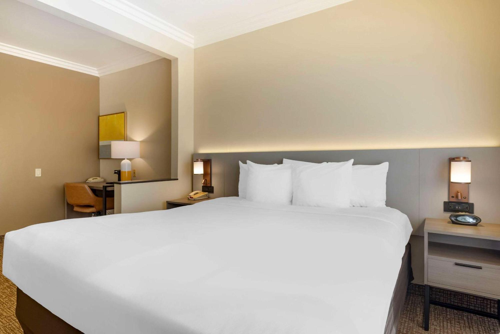 Comfort Suites Oceanside Camp Pendleton Area Bagian luar foto